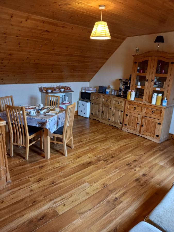 A New U Country Cottage Clynacartan Екстер'єр фото