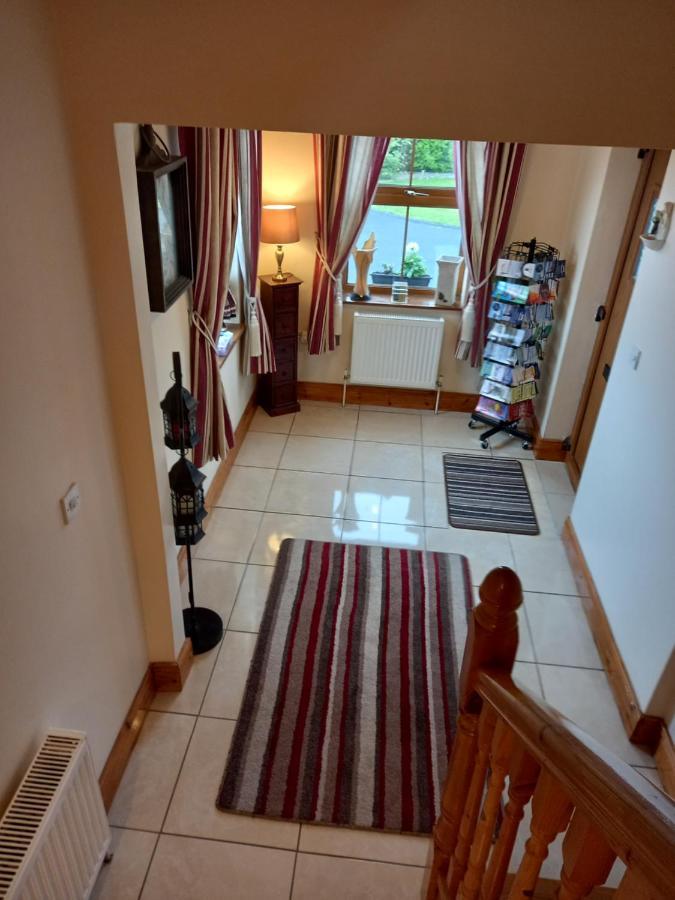 A New U Country Cottage Clynacartan Екстер'єр фото