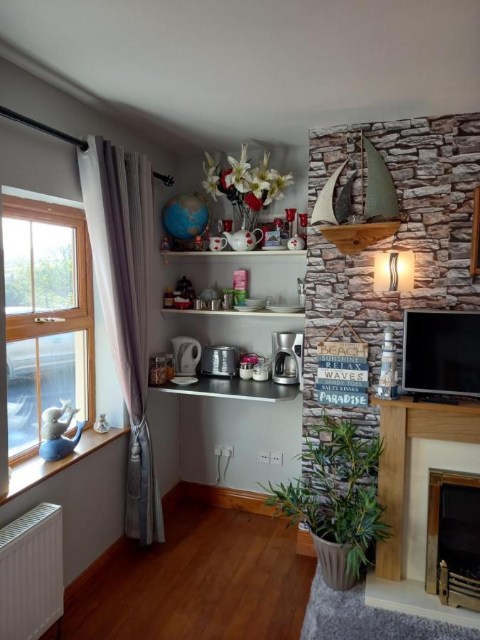 A New U Country Cottage Clynacartan Екстер'єр фото